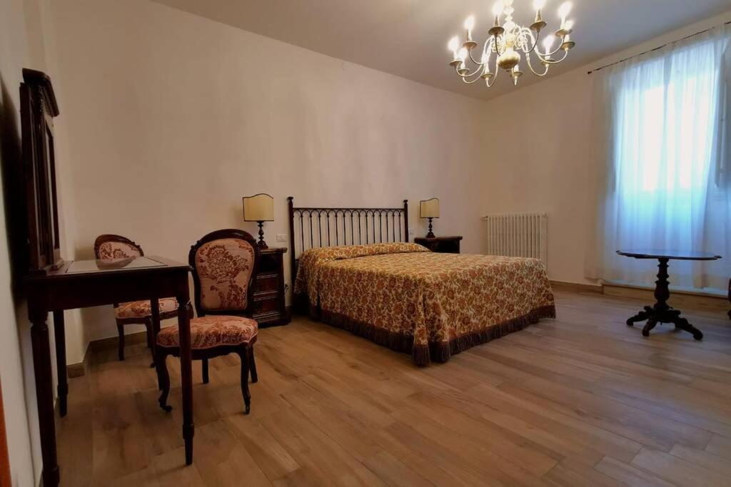Апартаменты Casa Alda - Magica Vista Sulla Piazza Di Greve Греве-ин-Кьянти Экстерьер фото